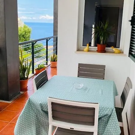 Smarts Apartment Da Ajuda Funchal  Buitenkant foto